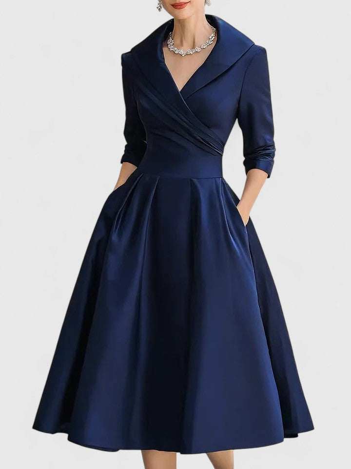 Ewelina – Elegantes Midikleid mit Wickeloptik und ausgestelltem Rock