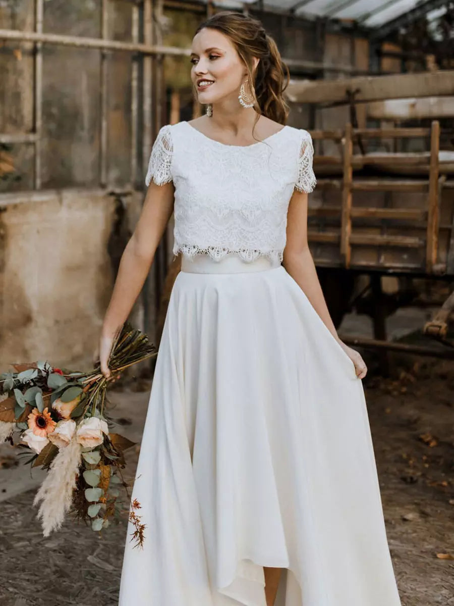 Alba – Brautkleid mit Spitzenoberteil und fließendem Maxirock